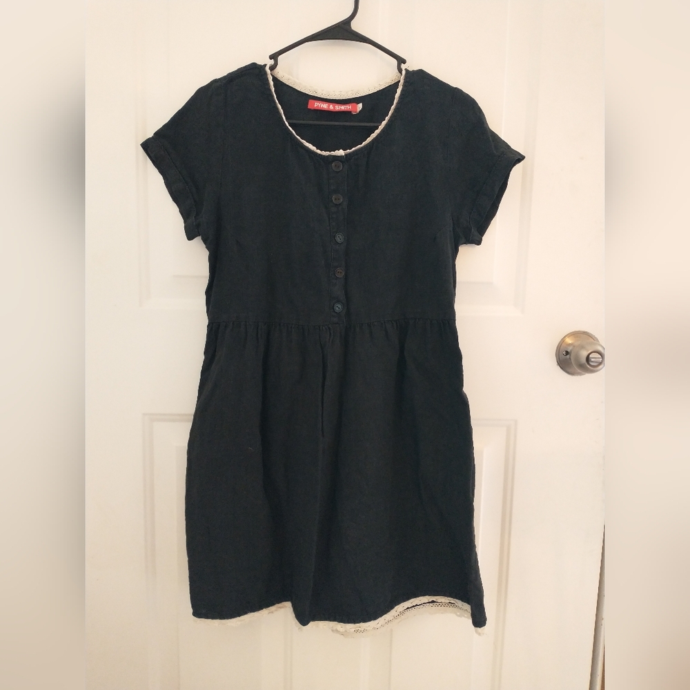 Small Black Pyne & Smith Dress with White Trim